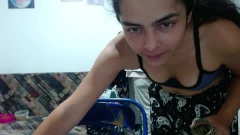 Angeline  Follow  online show from 05-15-26, 11:45