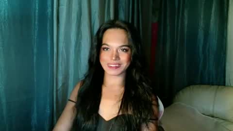 Snapshot of tanyabels_thenaughtyone chatting on 06-05-26, 09:37 tanyabels_thenaughtyone online show from 06-05-26, 09:37