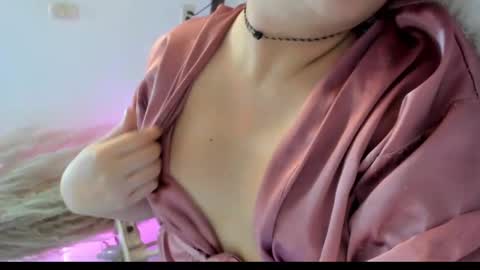 tara__ online show from 12-03-25, 04:27