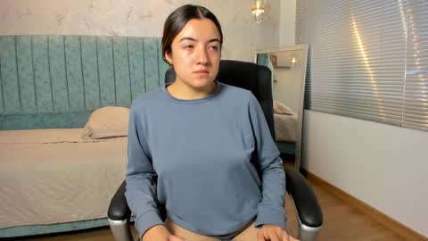 Snapshot of tara_parker chatting on 02-26-26, 01:32 Tara online show from 02-26-26, 01:32