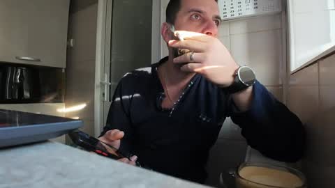 tarkan198 online show from 01-12-25, 07:11