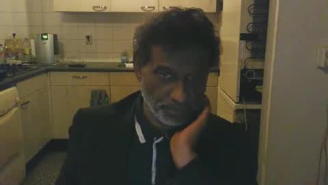 Genaro Thode online show from 10-08-25, 03:15