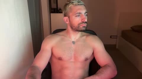 tarquit8 online show from 09-26-25, 08:57