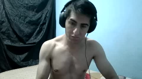 Snapshot of tarzan_07 chatting on 07-01-26, 06:04 tarzan_07 online show from 07-01-26, 06:04