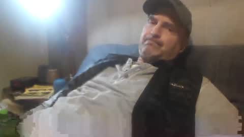 Snapshot of tarzeny77 chatting on 12-04-25, 02:59 tarzeny77 online show from 12-04-25, 02:59