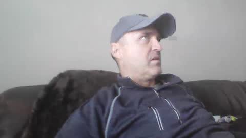 Snapshot of tarzeny77 chatting on 12-15-25, 05:50 tarzeny77 online show from 12-15-25, 05:50