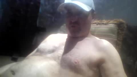 Snapshot of tarzeny77 chatting on 06-17-26, 10:32 tarzeny77 online show from 06-17-26, 10:32