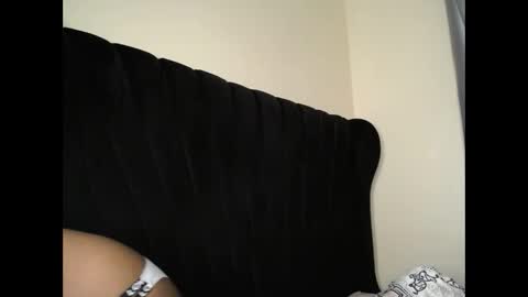 Snapshot of tasha_kimmy chatting on 12-14-25, 05:18 Ireen online show from 12-14-25, 05:18