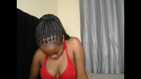 Snapshot of tasha_kimmy chatting on 01-09-26, 06:21 Ireen online show from 01-09-26, 06:21