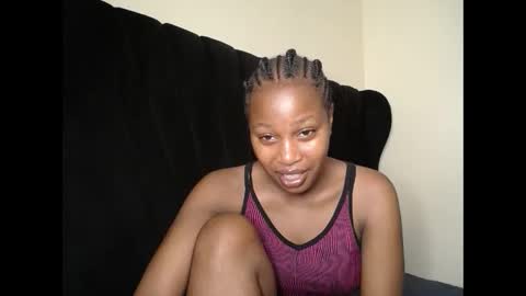 Snapshot of tasha_kimmy chatting on 01-18-26, 11:19 Ireen online show from 01-18-26, 11:19