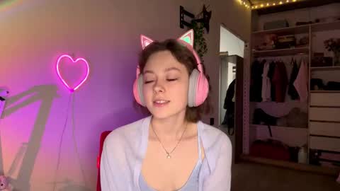 Darlin online show from 03-01-26, 10:45