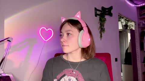 Darlin online show from 05-09-26, 10:04