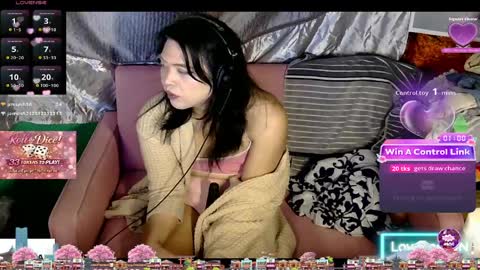 Snapshot of tashakai chatting on 03-11-26, 03:23 TashaKai online show from 03-11-26, 03:23