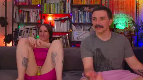 Snapshot of task_manager chatting on 04-12-26, 08:36 Vivian Clark online show from 04-12-26, 08:36