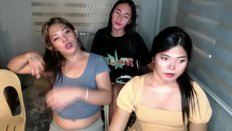   online show from 12-06-24, 08:26