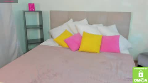 Ann online show from 04-10-26, 01:11