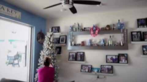 Snapshot of tastycupcake69 chatting on 11-20-25, 05:34 veronicabrian online show from 11-20-25, 05:34