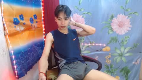 Snapshot of tastylicious_kim chatting on 12-11-24, 10:36 Ask me online show from 12-11-24, 10:36