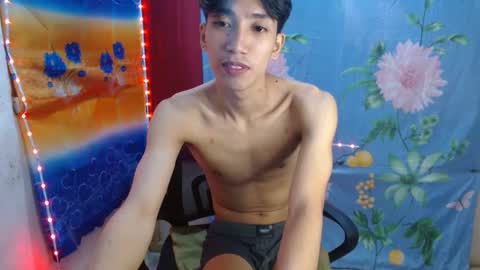 Snapshot of tastylicious_kim chatting on 12-11-24, 01:39 Ask me online show from 12-11-24, 01:39