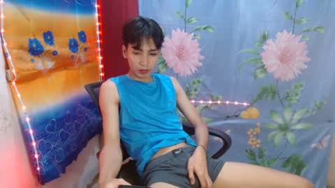 Snapshot of tastylicious_kim chatting on 12-26-24, 08:28 Ask me online show from 12-26-24, 08:28