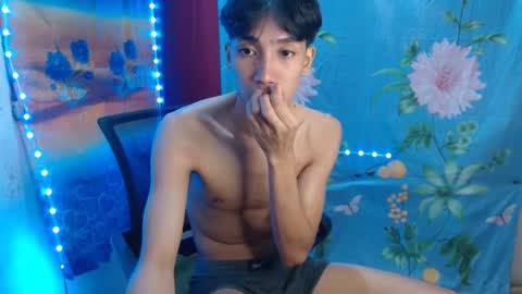 Snapshot of tastylicious_kim chatting on 01-03-25, 02:19 Ask me online show from 01-03-25, 02:19