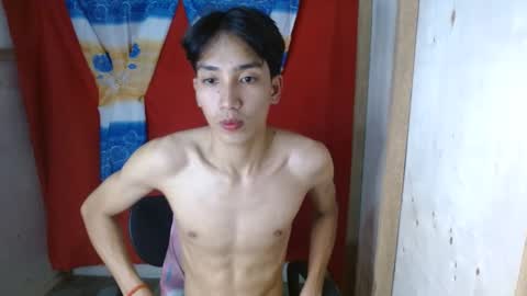 Snapshot of tastylicious_kim chatting on 01-15-25, 07:26 Ask me online show from 01-15-25, 07:26