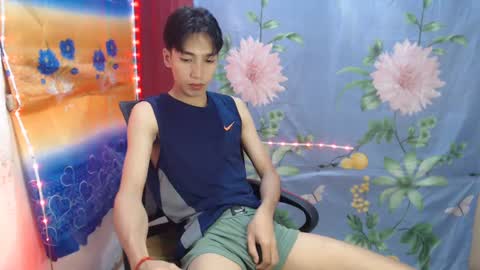 Snapshot of tastylicious_kim chatting on 01-18-25, 06:13 Ask me online show from 01-18-25, 06:13