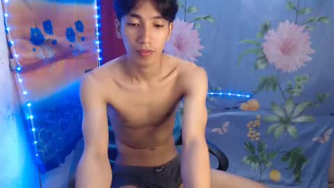 Snapshot of tastylicious_kim chatting on 01-26-25, 03:25 Ask me online show from 01-26-25, 03:25