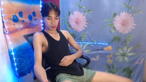 Snapshot of tastylicious_kim chatting on 01-30-25, 07:29 Ask me online show from 01-30-25, 07:29