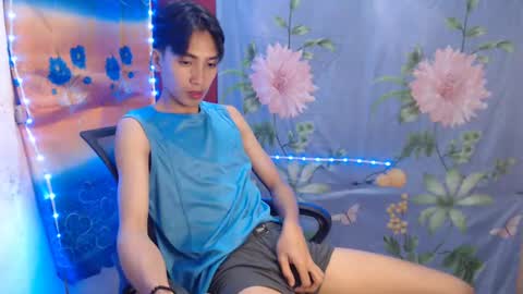Snapshot of tastylicious_kim chatting on 02-08-25, 10:18 Ask me online show from 02-08-25, 10:18