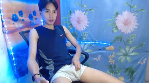 Snapshot of tastylicious_kim chatting on 02-09-25, 11:36 Ask me online show from 02-09-25, 11:36