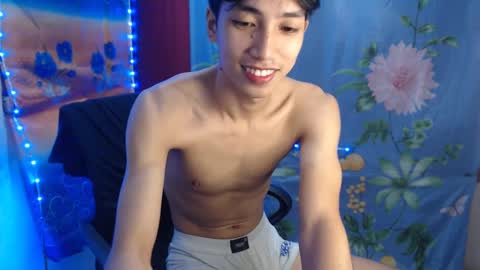 Snapshot of tastylicious_kim chatting on 03-01-25, 01:53 Ask me online show from 03-01-25, 01:53