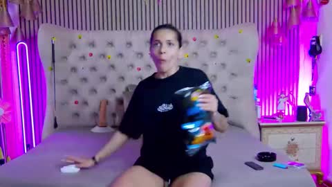 Snapshot of tastypatricia chatting on 05-17-26, 01:25 TastyPatricia online show from 05-17-26, 01:25