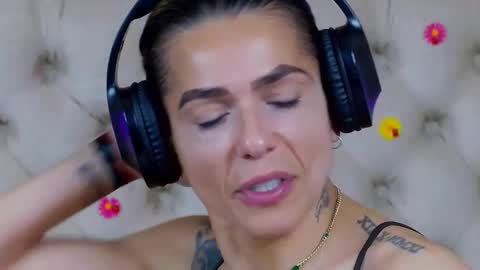 Snapshot of tastypatricia chatting on 05-17-26, 01:29 TastyPatricia online show from 05-17-26, 01:29