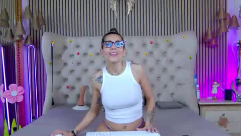 Snapshot of tastypatricia chatting on 05-18-26, 07:36 TastyPatricia online show from 05-18-26, 07:36