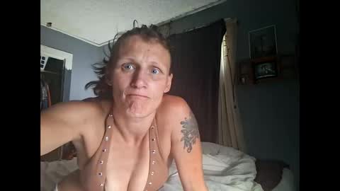 tastypeach6989 online show from 06-10-26, 08:41