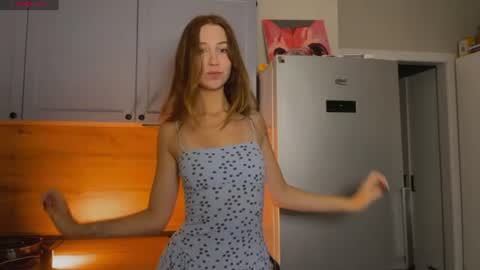 Snapshot of tastyvinni chatting on 07-19-26, 06:44 Veni online show from 07-19-26, 06:44