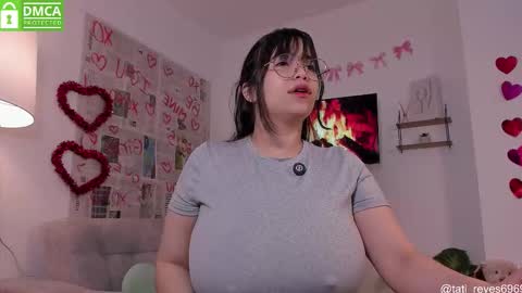 Snapshot of tati_reyes chatting on 02-20-26, 01:11 Tatiana --- Schedule Monday to Sundays 800 to 200 UTC-5 online show from 02-20-26, 01:11