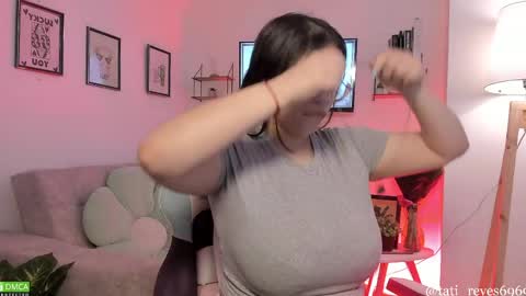 Snapshot of tati_reyes chatting on 03-31-26, 01:00 Tatiana --- Schedule Monday to Sundays 800 to 200 UTC-5 online show from 03-31-26, 01:00