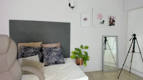 Tati Saldarriaga online show from 11-07-25, 10:59