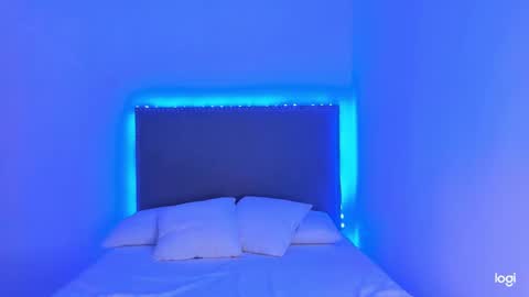 Snapshot of tatiana_2000 chatting on 12-28-24, 06:40 Tatiana online show from 12-28-24, 06:40