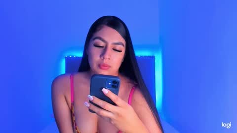 Snapshot of tatiana_2000 chatting on 01-28-25, 12:47 Tatiana online show from 01-28-25, 12:47