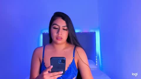 Snapshot of tatiana_2000 chatting on 03-10-25, 11:27 Tatiana online show from 03-10-25, 11:27