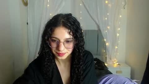Snapshot of tatiana_991 chatting on 02-22-25, 04:30 tatiana_991 online show from 02-22-25, 04:30