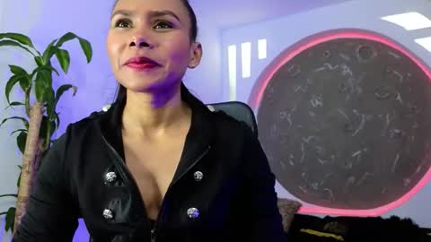  Tatiana Br online show from 12-17-25, 08:26