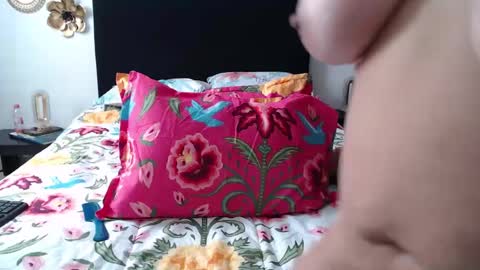 Snapshot of tatiana_monteros chatting on 10-06-25, 07:44 tatiana_monteros online show from 10-06-25, 07:44