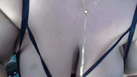 Snapshot of tatiana_monteros chatting on 11-19-25, 12:43 tatiana_monteros online show from 11-19-25, 12:43