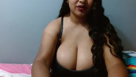 tatiana online show from 12-23-25, 01:47