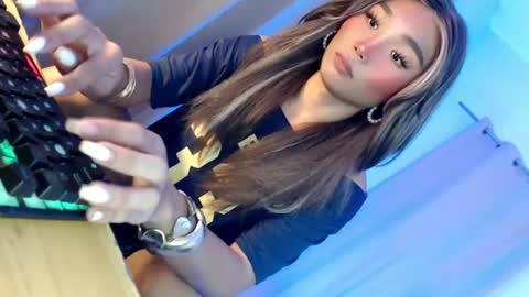 ANDREA online show from 07-16-26, 02:45