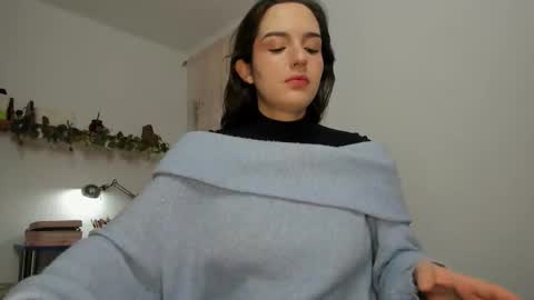 Snapshot of tatiannaz chatting on 10-28-25, 10:52 Tatianna online show from 10-28-25, 10:52